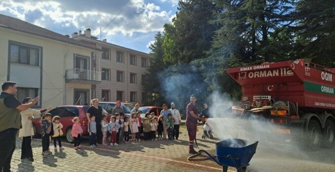 Okul öncesi öğrencilerine orman yangını eğitimi verildi