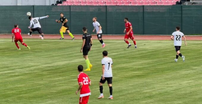 Tavşanlı Linyitspor sezona beraberlikle başladı