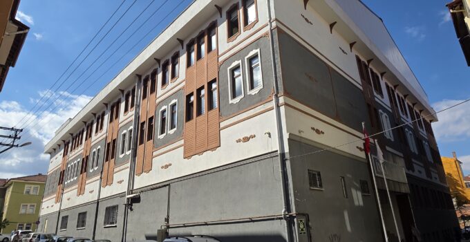 Kütahya İl Sağlık Müdürlüğü yeni binasına taşındı