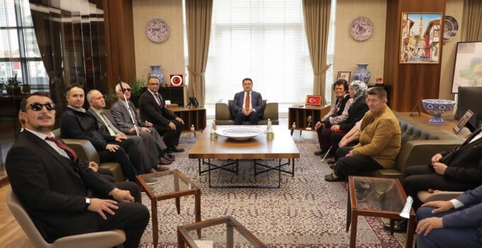 Vali Işın: ‘Engelli bireyler toplumsal hayatta aktif şekilde yer almalı’
