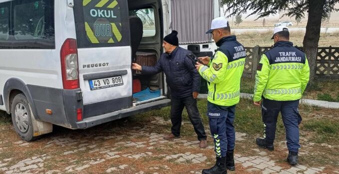 Okul servislerine denetim yapıldı
