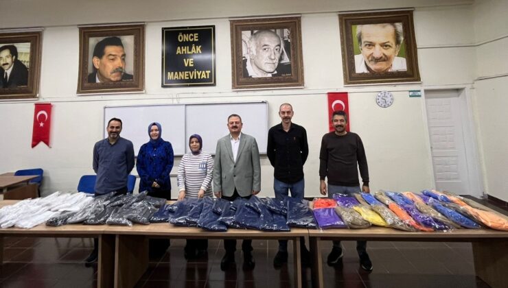Halk Eğitim kursiyerlerinden ihtiyaç sahiplerine kışlık desteği