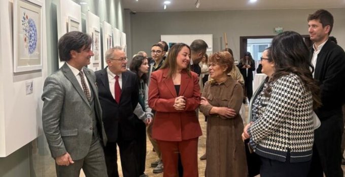 ‘Doğanın Pulu: Botanik Sanatı’ sergisi açıldı