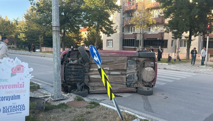 Gözüne örümcek kaçan sürücü kaza yaptı!