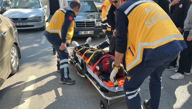 Yolun karşısına geçen öğrenciye otomobil çarptı: 1 yaralı