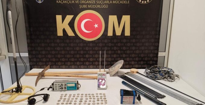 Tarihi eser kaçakçılığı operasyonu: 2 gözaltı
