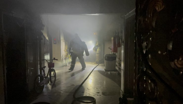Yangında mahsur kalan adam hayatını kaybetti: 1’i ağır 2 kişi yaralı