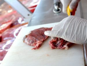 Et fiyatlarındaki dalgalanmalar sonrası gerekli önlemler alınıyor