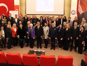 İpek Yolu ve Anadolu motifleri sempozyumla canlandı