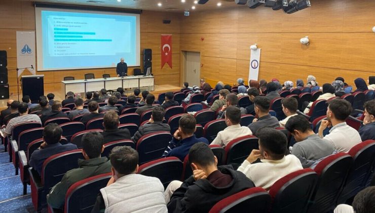 DPÜ’de evrimin İslam’daki yeri konuşuldu