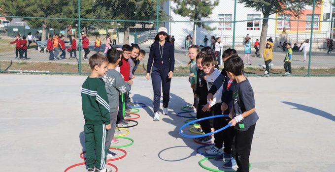 Çocukların spora ilgisini çekmek için sahadalar