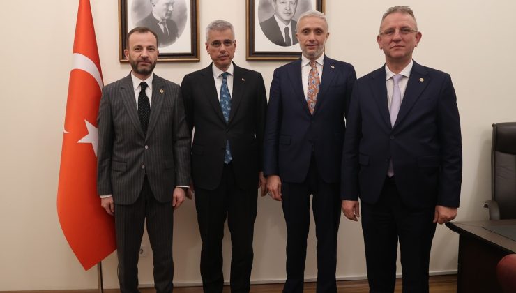 Kütahya Milletvekillerinden Sağlık Bakanı Memişoğlu’na ziyaret