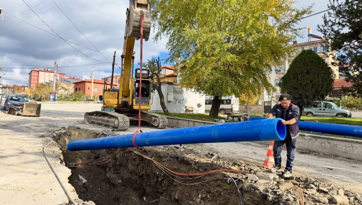 Tavşanlı’da belediye ekiplerinden yoğun mesai