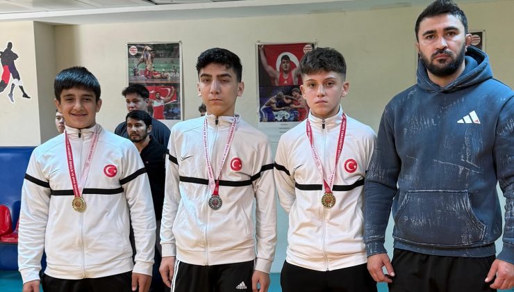 Tavşanlılı güreşçilerden il şampiyonasında 3 madalya