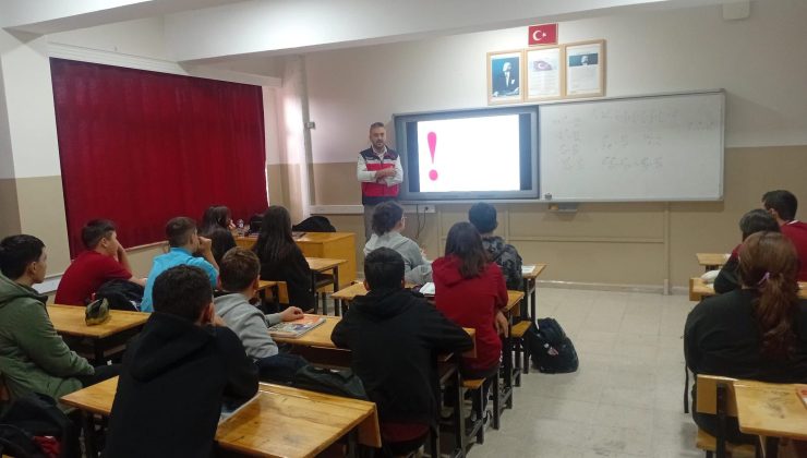 Ortaokul öğrencilerine gıda güvenilirliği ve israf eğitimi