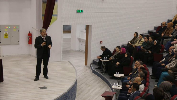 Müdür Yılmaz velilerle buluştu