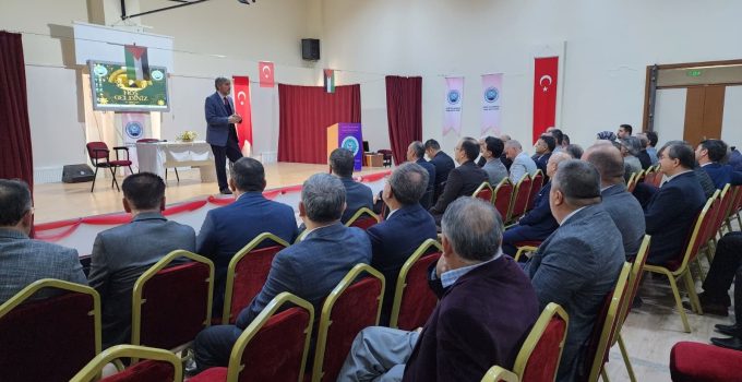 Müdür Yılmaz: ‘Çocuklara önce ahlak, sonra bilgi öğretilmeli’