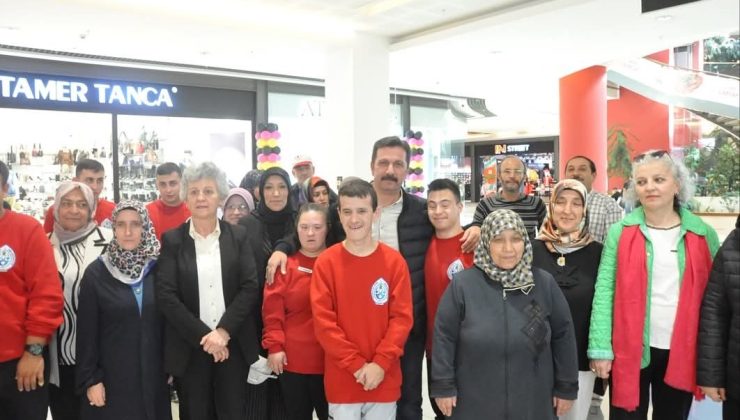 Özel çocukların hazırladığı eserler sergilendi