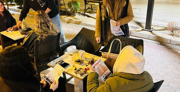 Siber ekipleri vatandaşları bilgilendirdi