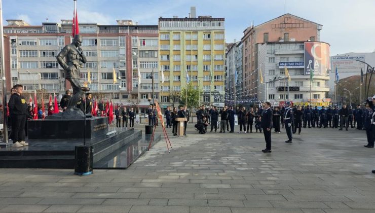 Mustafa Kemal Atatürk vefatının 87. yıl dönümünde törenle anıldı