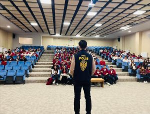 Siber tehlikelere karşı bilgilendirme