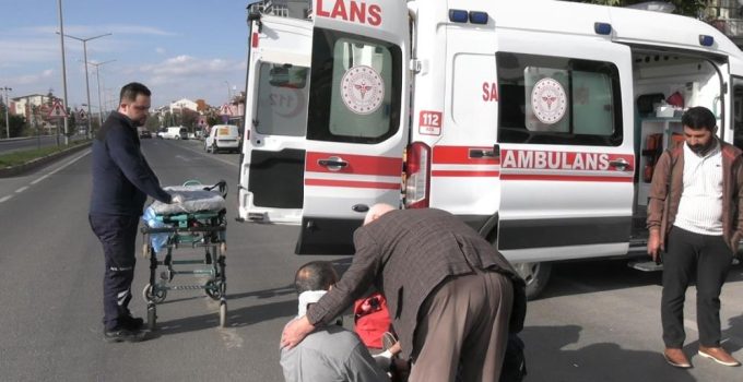 Otomobil ile motosiklet çarpıştı: 1 yaralı