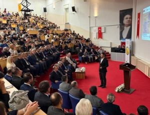 Bakan Yardımcısı Boyraz Kütahya’da Türkiye Yüzyılı’nda Ulaştırma Vizyonu’nu anlattı