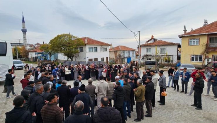 Hisarcık’lı umreciler kutsal topraklara uğurlandı