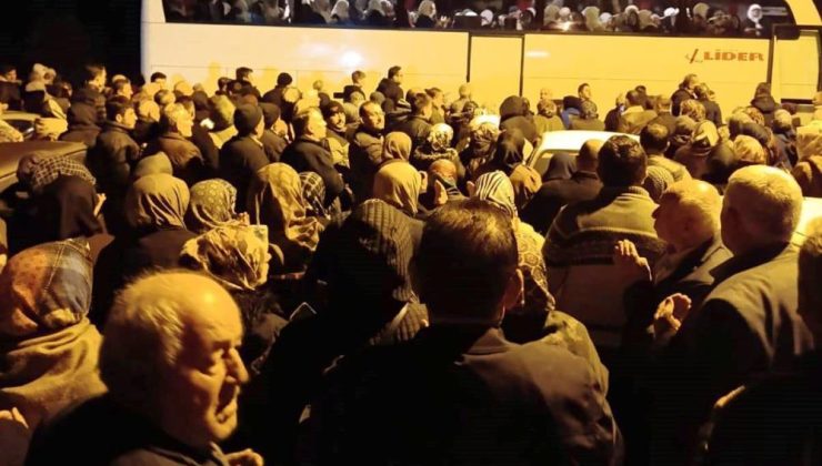 Umre yolculuğu duygulu anlarla başladı