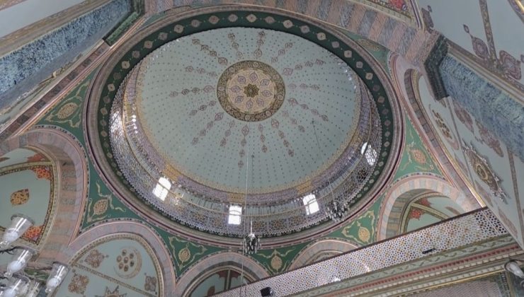 Zamana meydan okuyan eser: Yeşil Camii