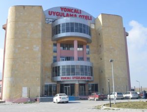 Taşımalı eğitimde günlük yemekler titizlikle ulaştırılıyor