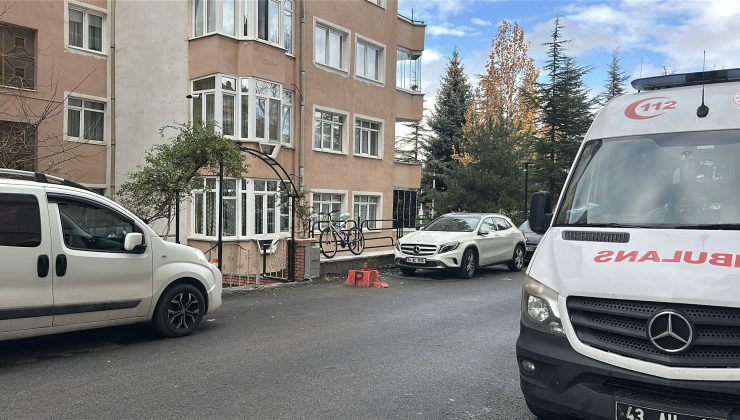 Yusuf Öğretmen evinde ölü bulundu