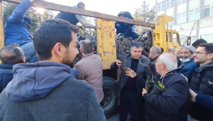 Başkan Akel: ‘Hem doğaya hem aile bütçesine katkı sağlıyoruz’
