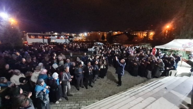 Umre yolcuları dualarla uğurlandı