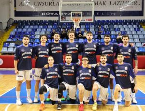 Kütahya Belediyespor zirve takibini sürdürmek istiyor