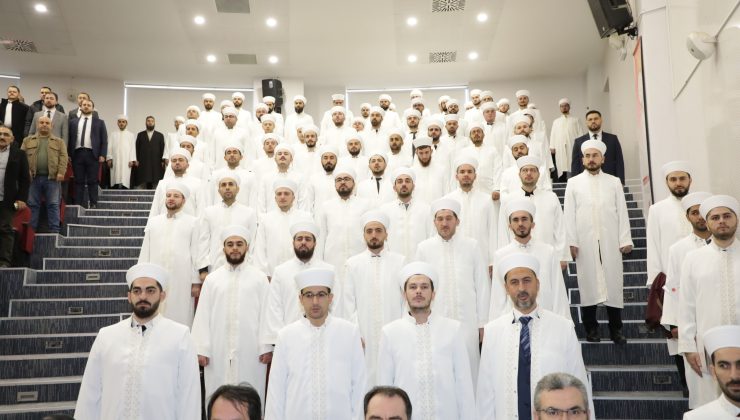 Vali Işın: ‘Din görevlileri kendilerini çok iyi şekilde yetiştirmeli’