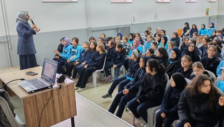 Müftülükten öğrencilere dini ve ahlaki rehberlik