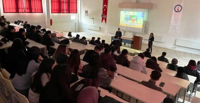 Öğrencilere bağımlılıktan korunma yolları anlatıldı