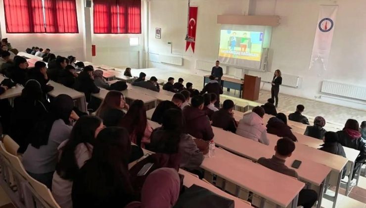 Öğrencilere bağımlılıktan korunma yolları anlatıldı