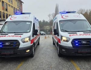 2 ilçeye yeni ambulans tahsis edildi