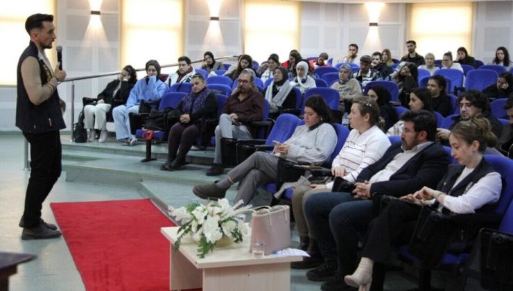 DPÜ’de ‘Geleceğine Bahis Yapma’ konferansı