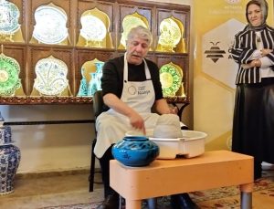 Çinicilik, söyleşi ve atölye çalışmasıyla ele alındı