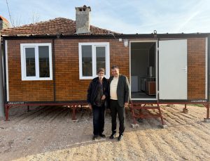 Evi harabeye dönen Eyüp amca için yardım dayanışması