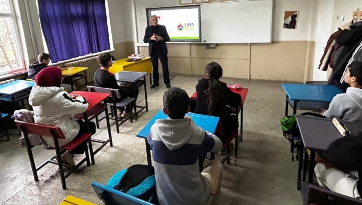 Öğrencilere sıfır atık eğitimi verildi