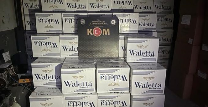 Şüpheli araçtan milyonlarca makaron çıktı: 3 gözaltı