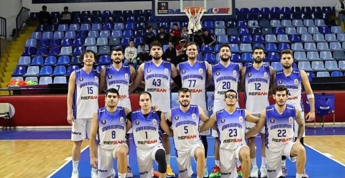 Kütahya Belediyespor zorlu maçta lideri yenemedi