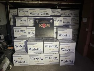 Durdurulan araçta milyonlarca boş makaron ele geçirildi