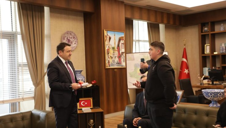 Edebiyat ve teknoloji buluştu: Öğrencilerden anlamlı podcast