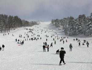 Muratdağı’nda bir ilk! Binlerce kişi akın etti