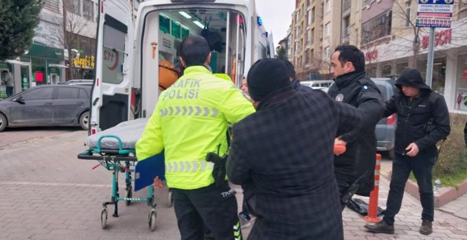 3 tekerlekli motosiklet devrildi: 1 yaralı